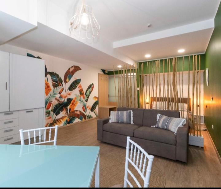 Enjoy Room- Appartamento Con Parcheggio Gratuito E Colazione Deliziosa ! 토리노 외부 사진